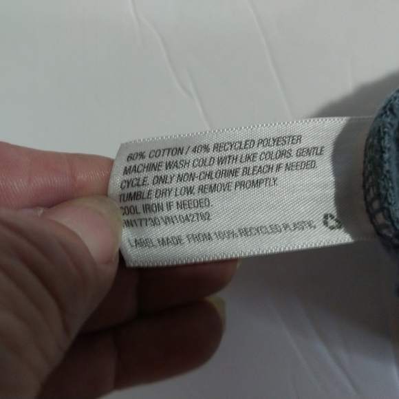 Universal Thread Women's Blue Crewneck Sweater - Picture 11 of 11